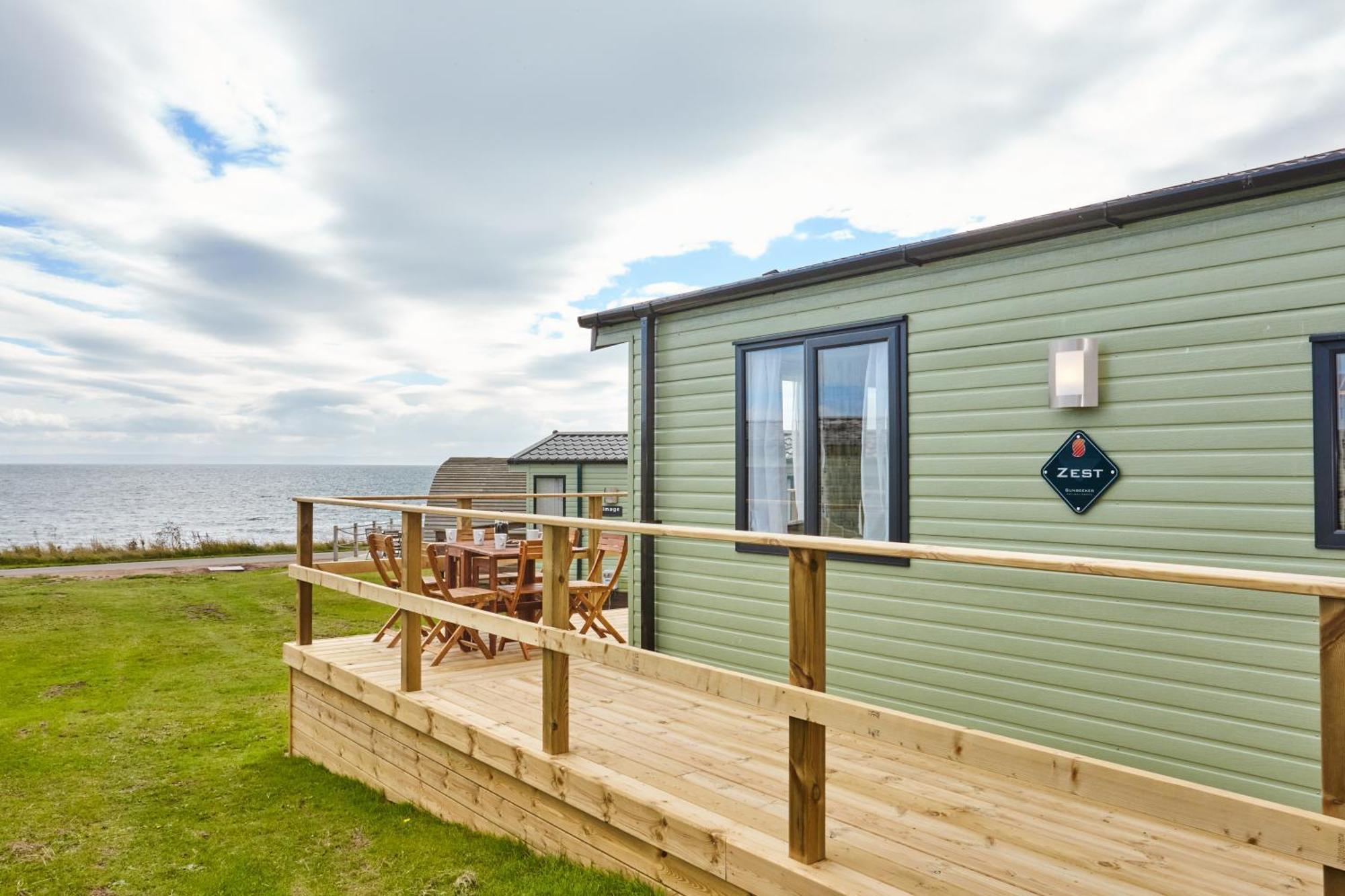 Sauchope Links Holiday Lodge And Glamping Park Crail Exterior photo