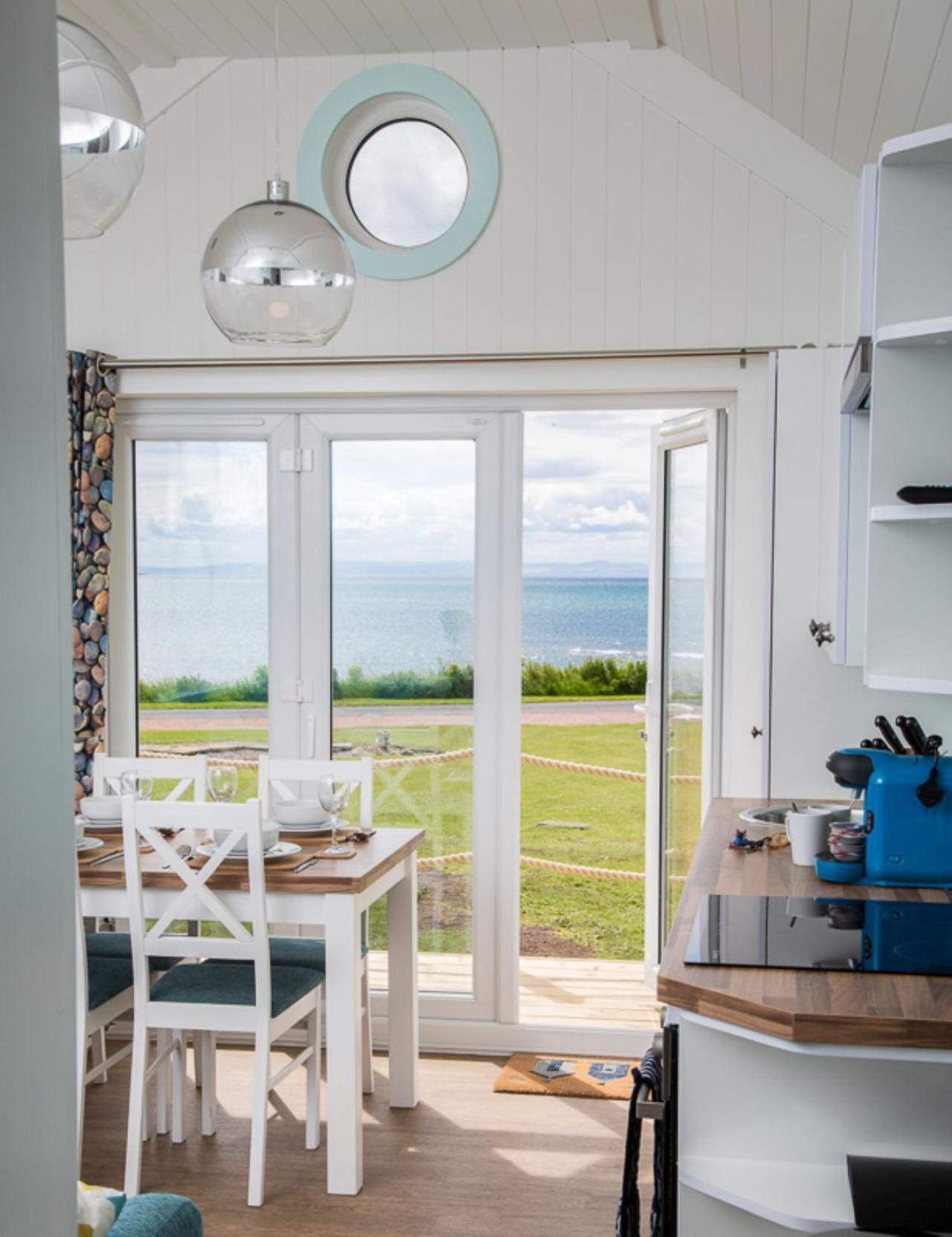 Sauchope Links Holiday Lodge And Glamping Park Crail Exterior photo